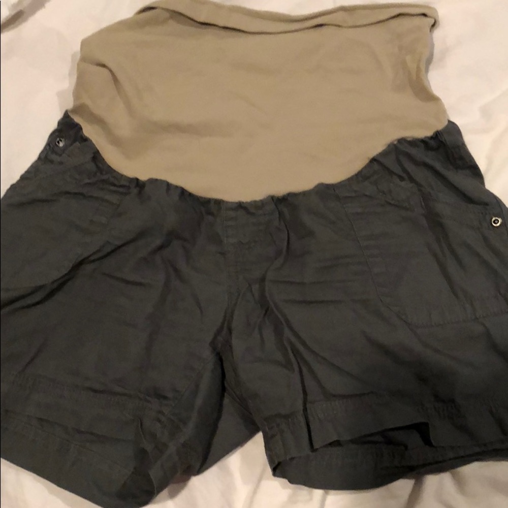 Maternity shorts grey and white